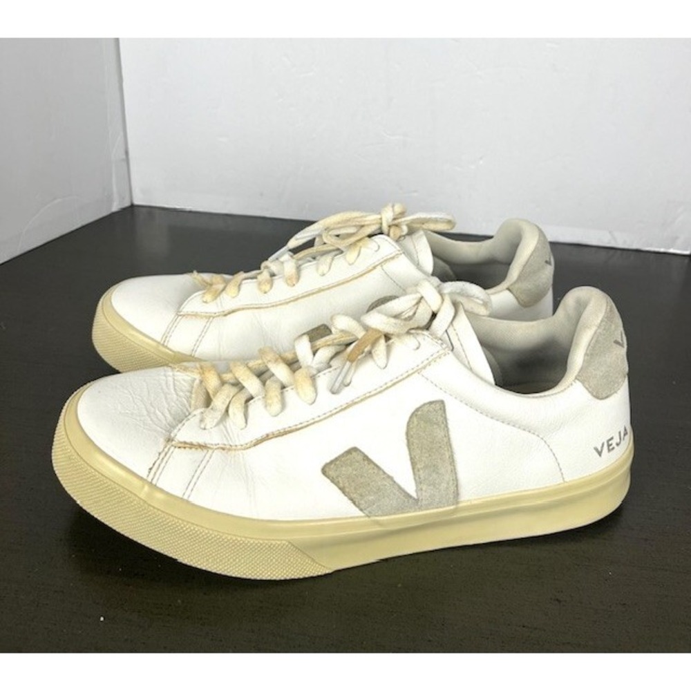 Veja Campo T2 B shoes size 10 women's White Beige lace up casual Sneakers good